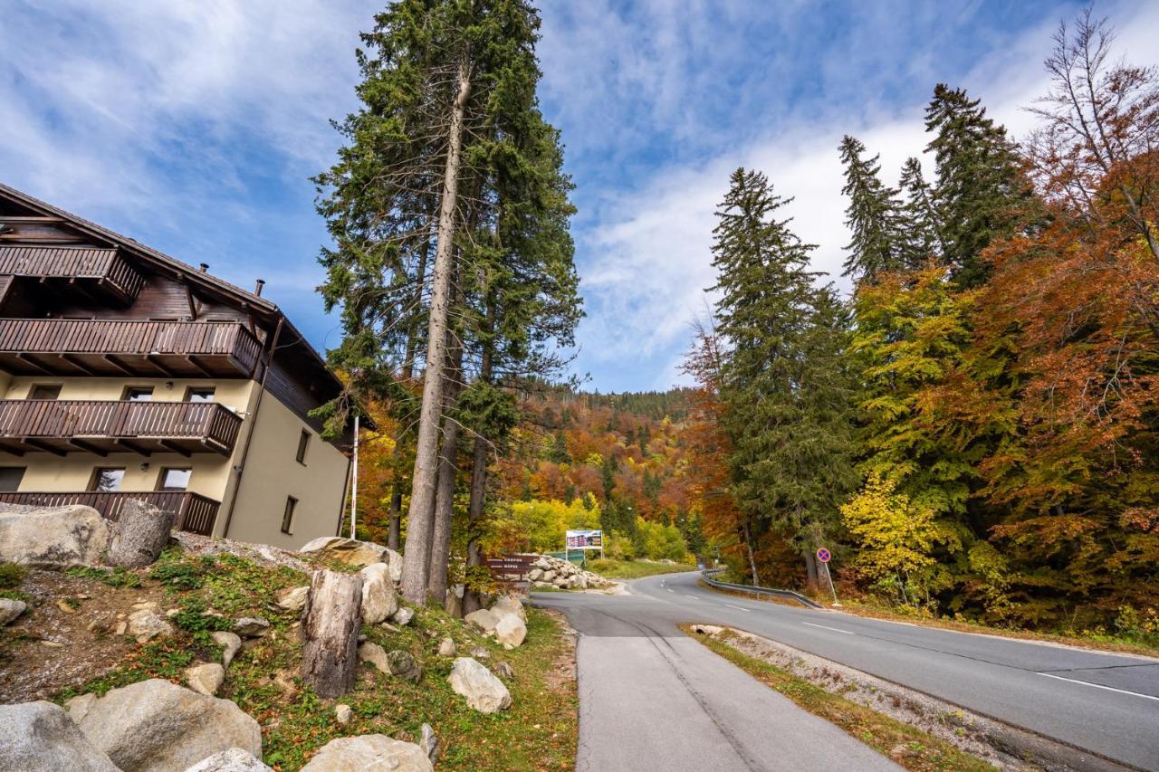 Apartment Anna Chopok, 1 110 M, Highest In Central Europe, On A Hiking Trail To Dumbier Demanovska Dolina Luaran gambar